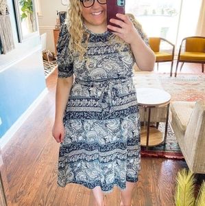 3X Paisley knee length dress Puff Sleeves